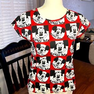 🏰Disney Mickey Mouse Club Red and Black T-Shirt🏰